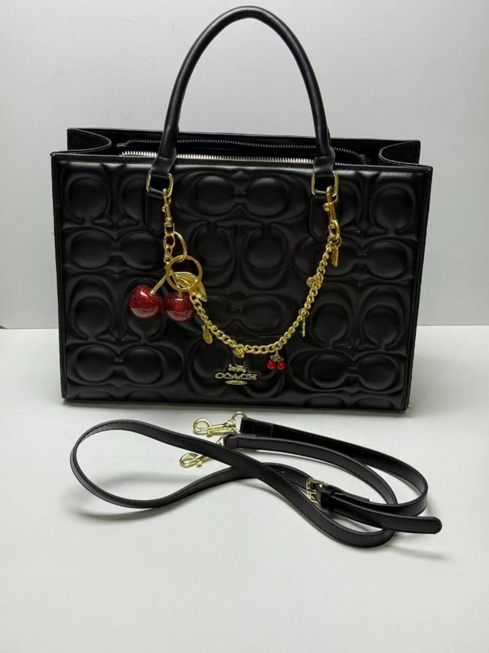 Coach Women's Black Bag - Picture 1 of 8